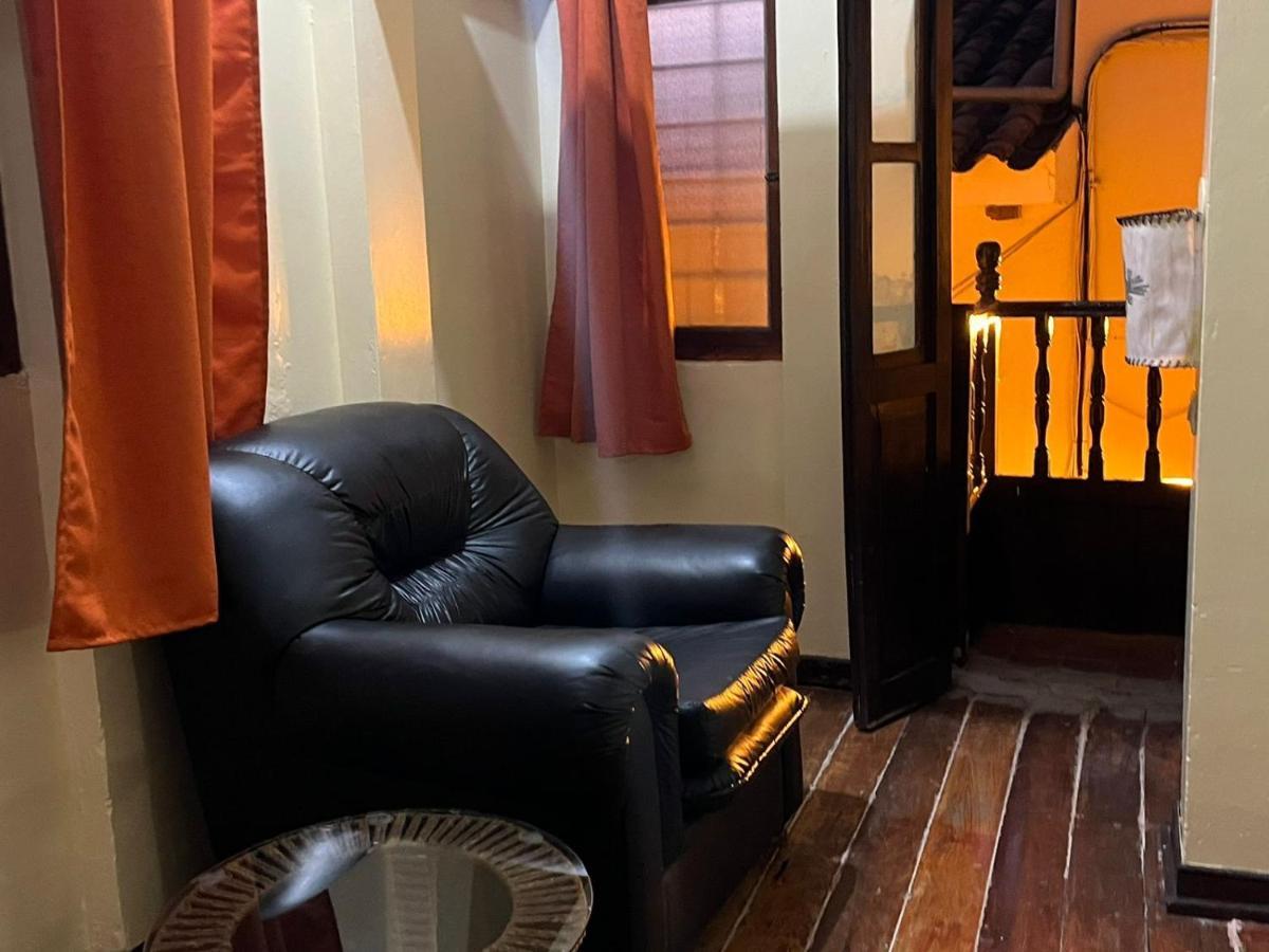 Hostal Andenes De Alabado Cusco Exterior foto